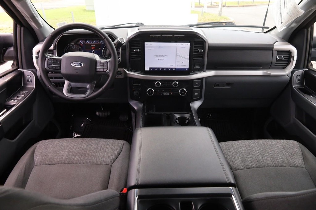 Ford F-150 Vehicle Full-screen Gallery Image 22