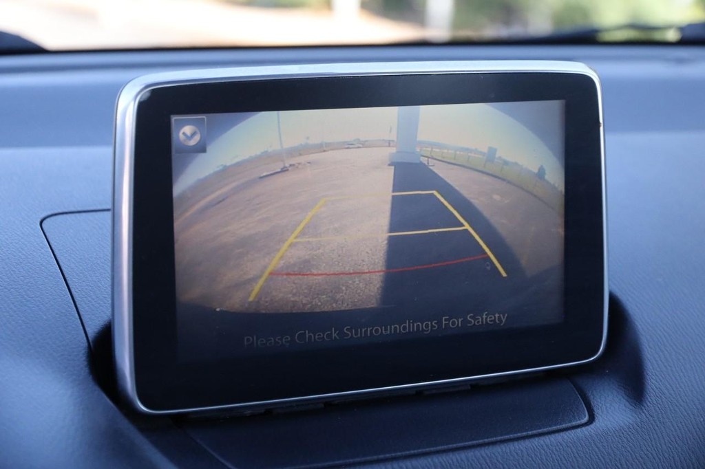 Scion iA Vehicle Image 16