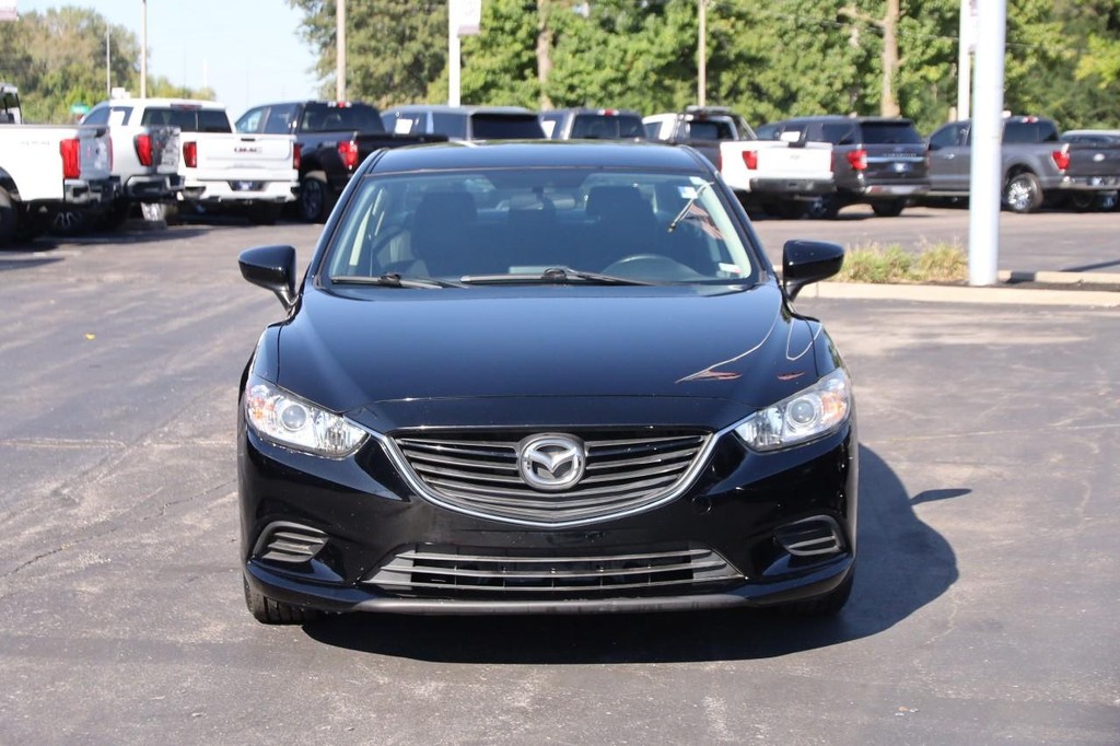 Mazda MAZDA6 Vehicle Full-screen Gallery Image 4