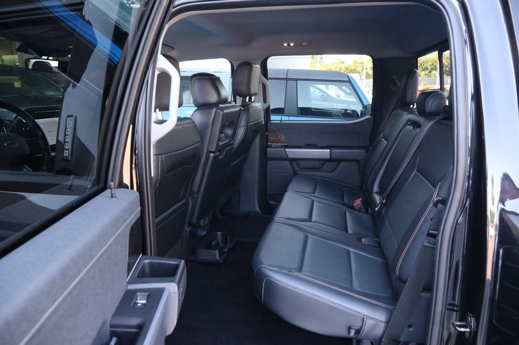 Ford F-150 Vehicle Image 09