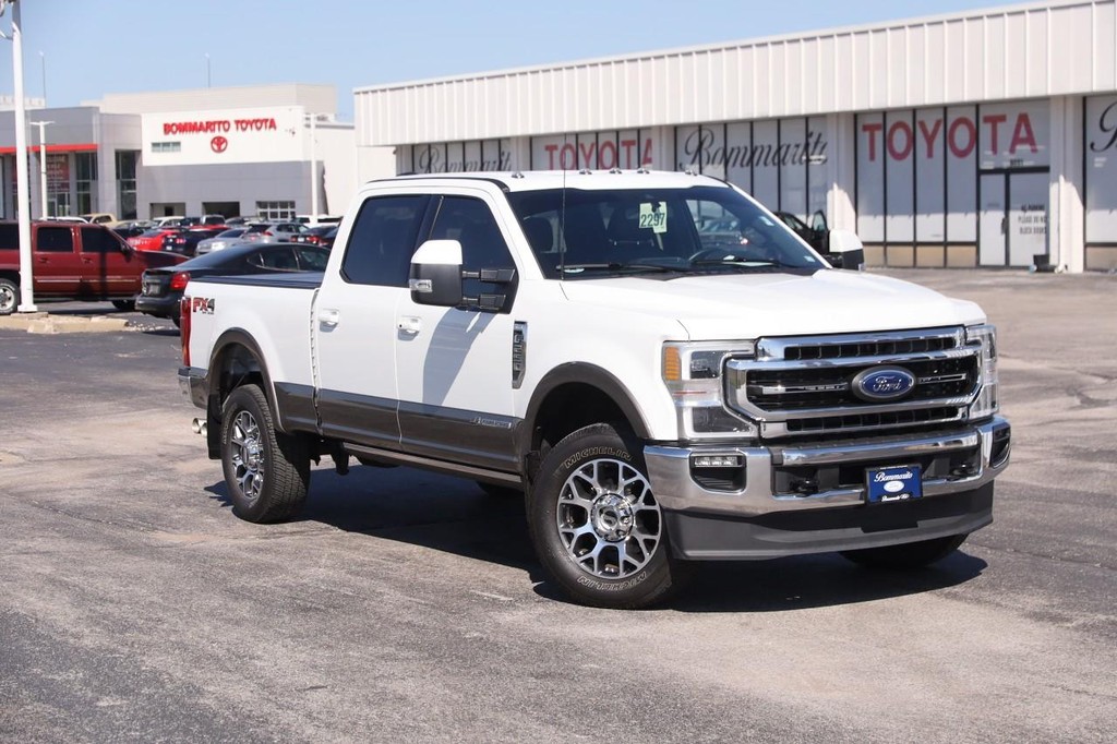 Ford Super Duty F-250 SRW Vehicle Image 02
