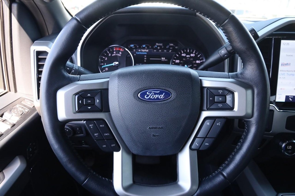Ford Super Duty F-250 SRW Vehicle Image 10