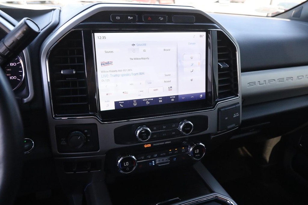Ford Super Duty F-250 SRW Vehicle Image 15