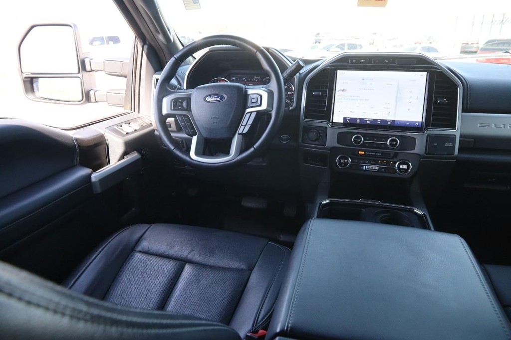 Ford Super Duty F-250 SRW Vehicle Image 22