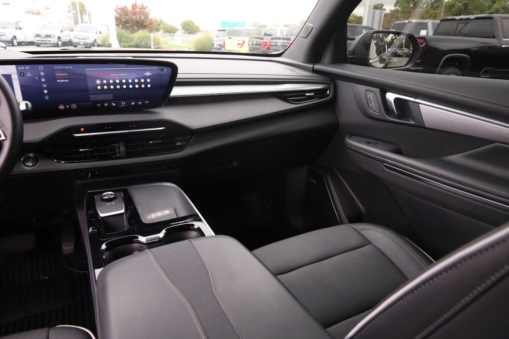 Buick Enclave Vehicle Full-screen Gallery Image 27