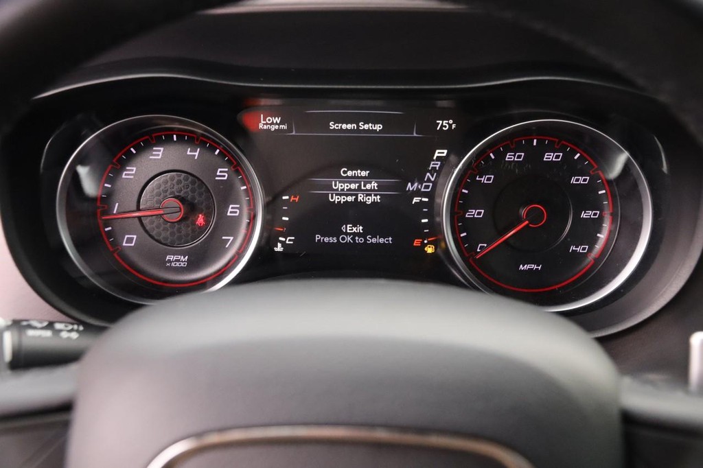 Dodge Charger Vehicle Full-screen Gallery Image 13