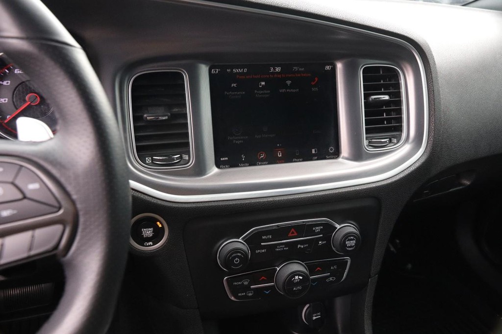 Dodge Charger Vehicle Full-screen Gallery Image 15