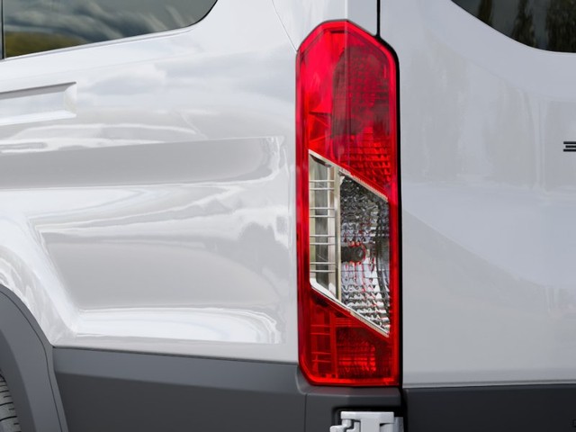 Ford Transit Passenger Wagon Vehicle Full-screen Gallery Image 21