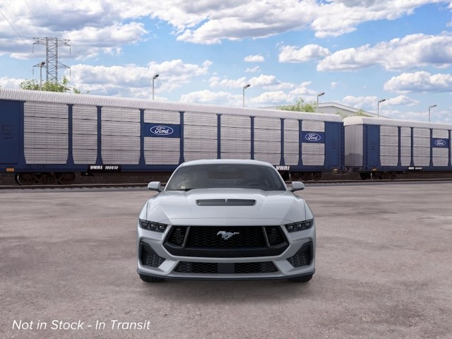 Ford Mustang Vehicle Full-screen Gallery Image 6