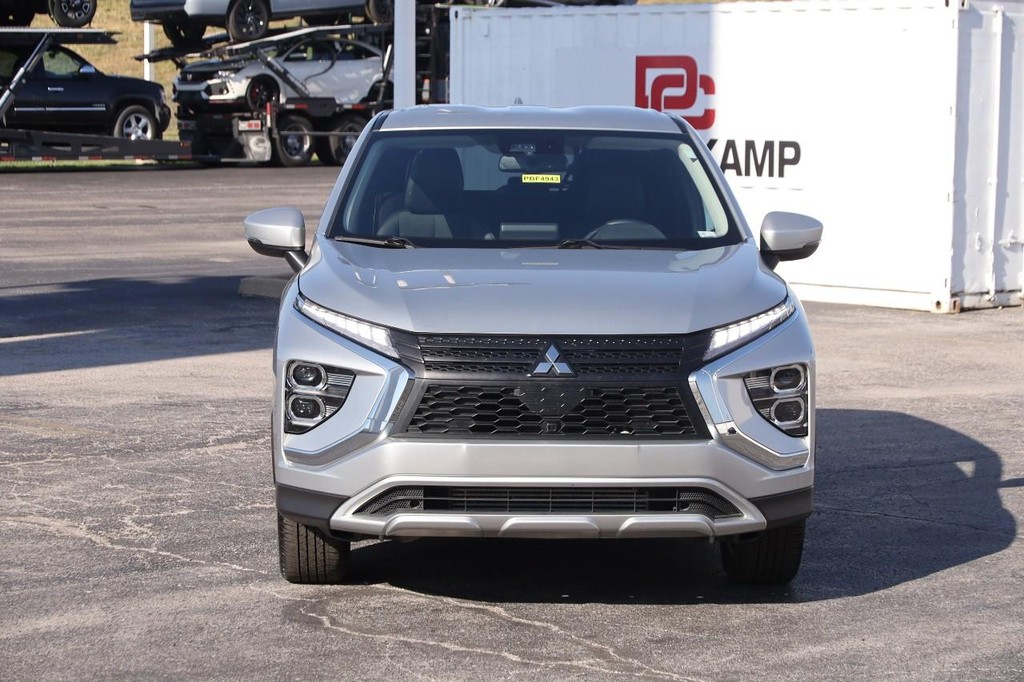 Mitsubishi Eclipse Cross Vehicle Image 04