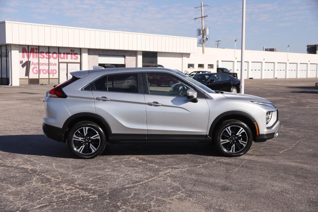 Mitsubishi Eclipse Cross Vehicle Image 05
