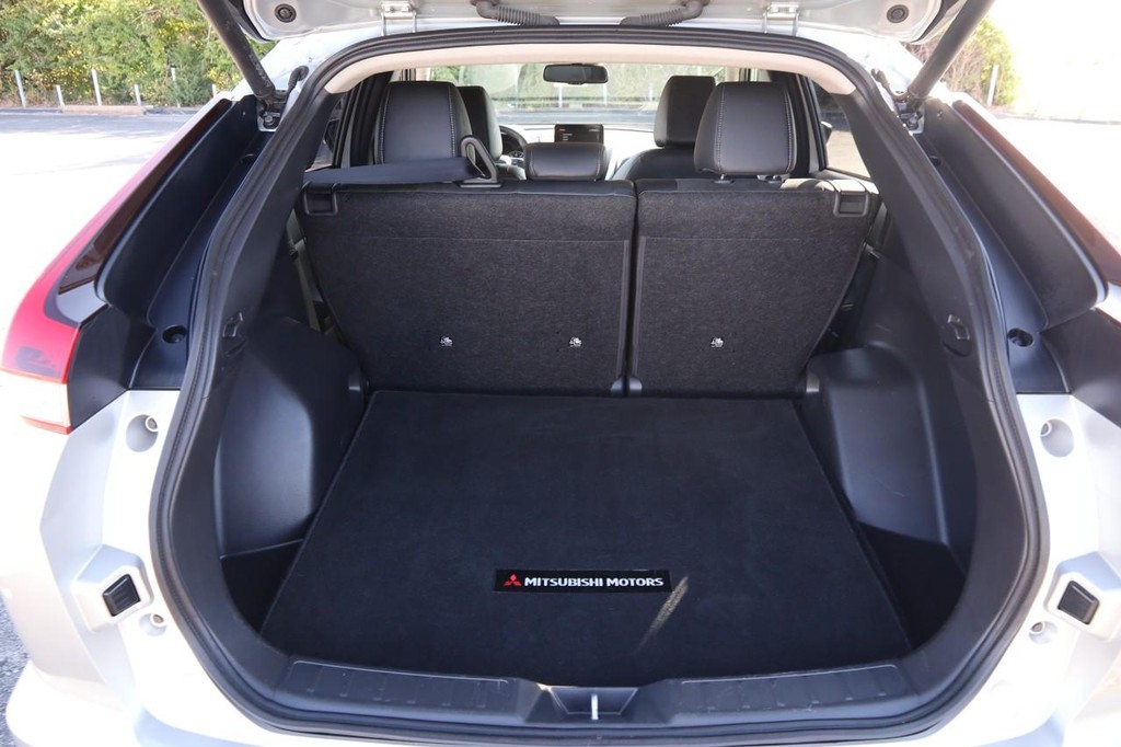 Mitsubishi Eclipse Cross Vehicle Image 07