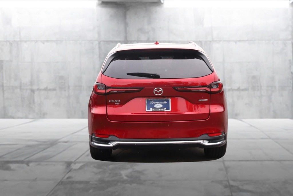 Mazda CX-90 Vehicle Image 06
