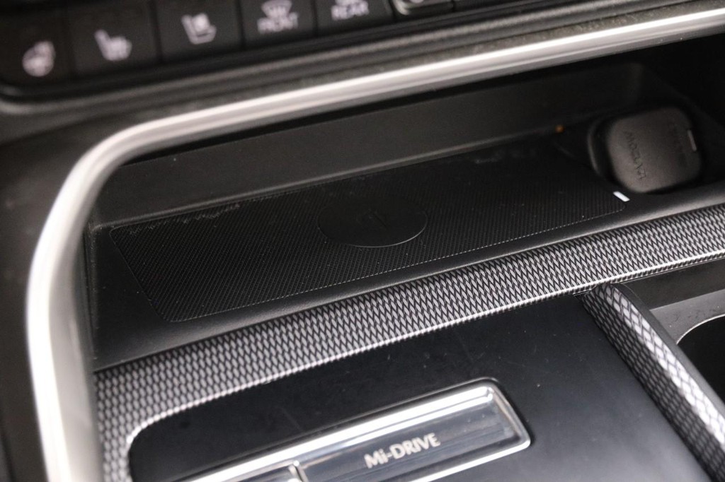 Mazda CX-90 Vehicle Image 22