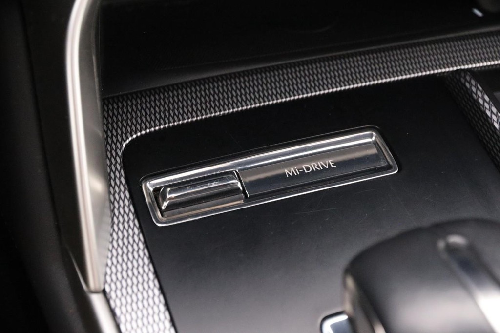 Mazda CX-90 Vehicle Image 23