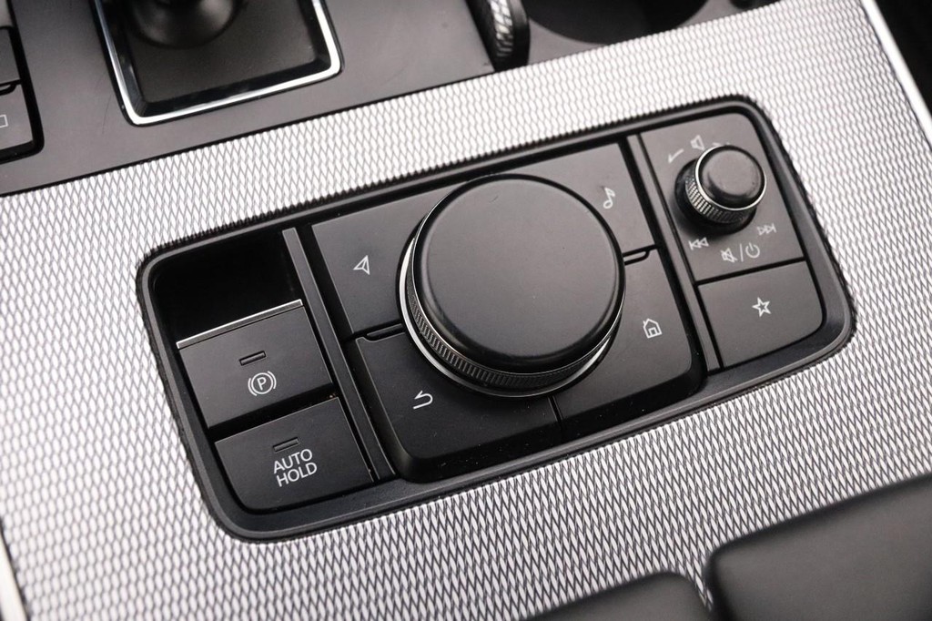 Mazda CX-90 Vehicle Image 24