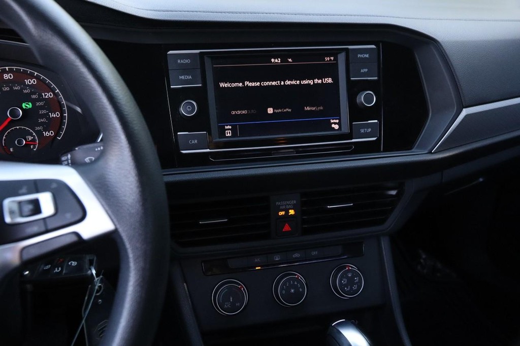 Volkswagen Jetta Vehicle Image 14