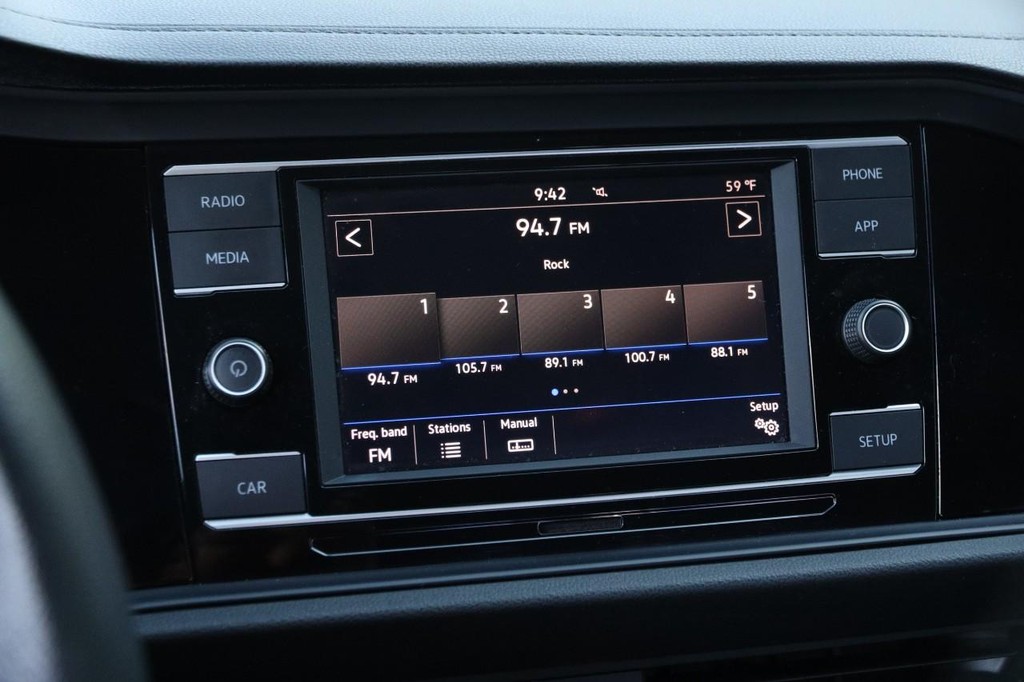 Volkswagen Jetta Vehicle Image 15
