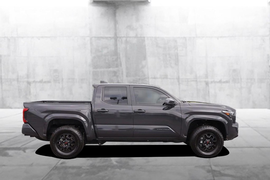 Toyota Tacoma 4WD Vehicle Image 04