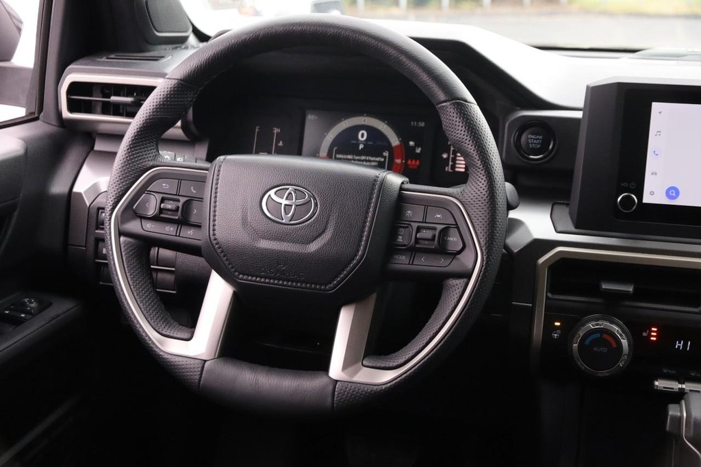 Toyota Tacoma 4WD Vehicle Image 26