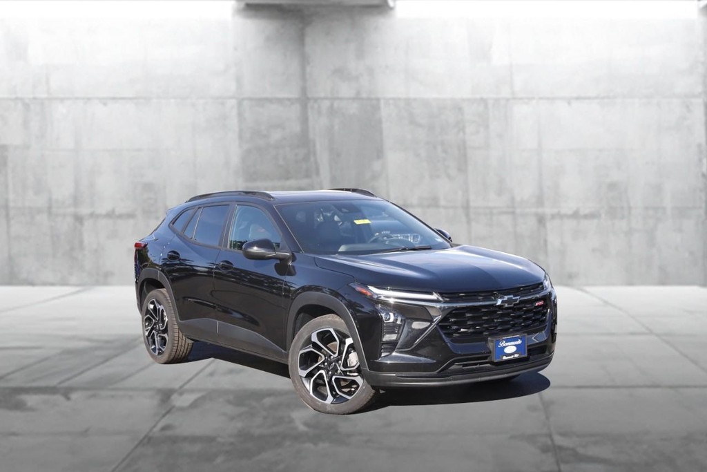 Chevrolet Trax Vehicle Full-screen Gallery Image 02
