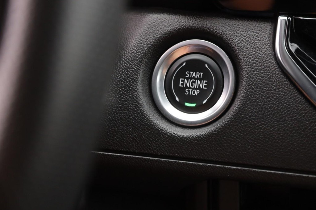 Chevrolet Colorado Vehicle Full-screen Gallery Image 13