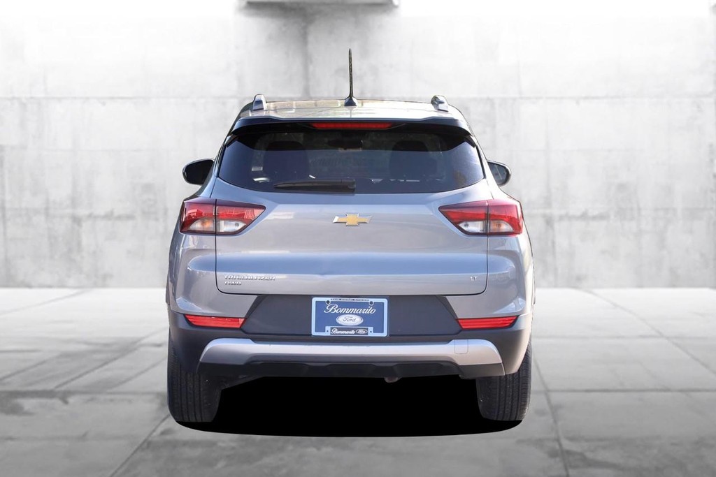 Chevrolet TrailBlazer Vehicle Full-screen Gallery Image 06
