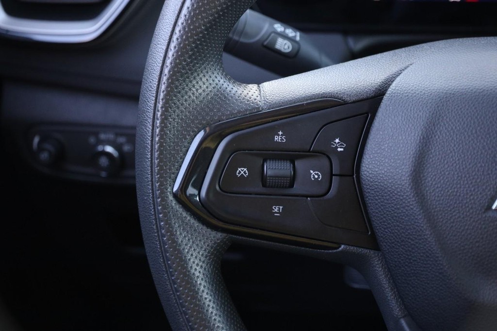 Chevrolet TrailBlazer Vehicle Full-screen Gallery Image 11