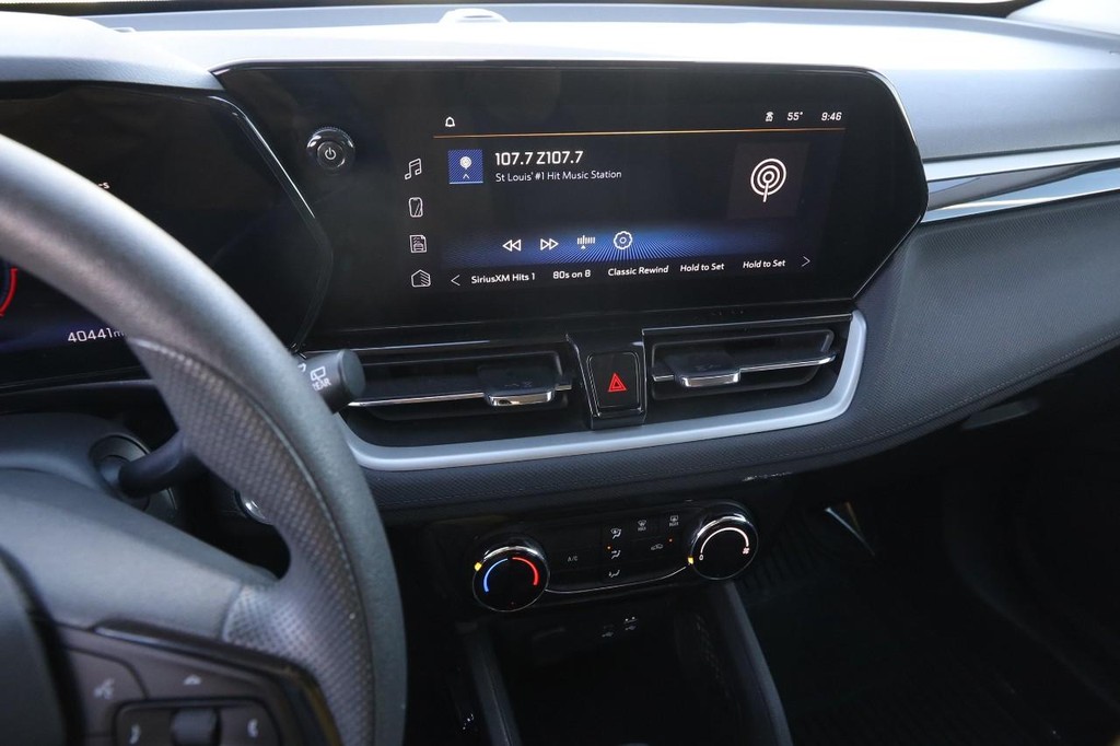 Chevrolet TrailBlazer Vehicle Full-screen Gallery Image 15