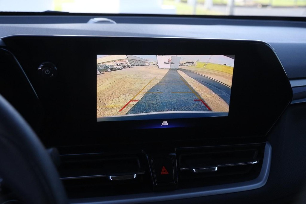 Chevrolet TrailBlazer Vehicle Full-screen Gallery Image 17
