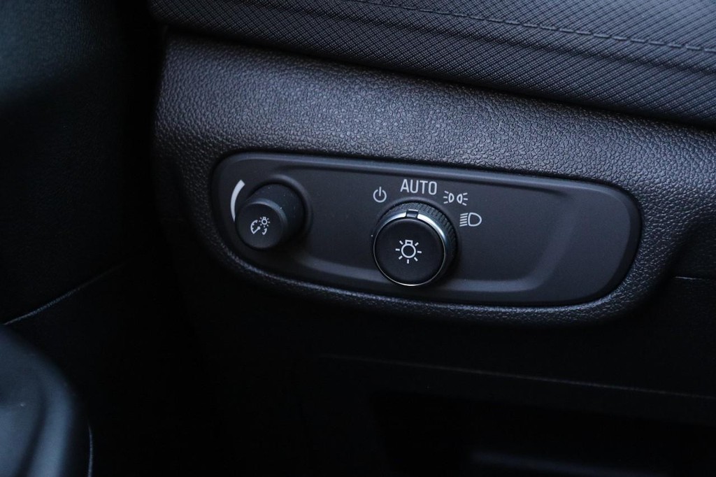 Chevrolet TrailBlazer Vehicle Full-screen Gallery Image 22