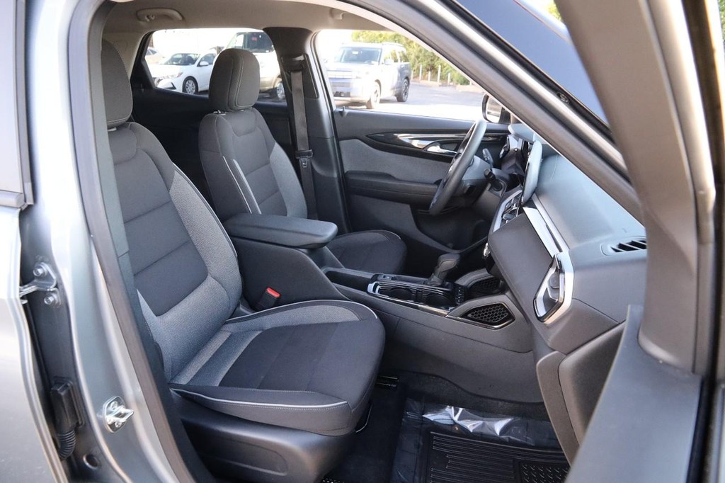 Chevrolet TrailBlazer Vehicle Full-screen Gallery Image 28
