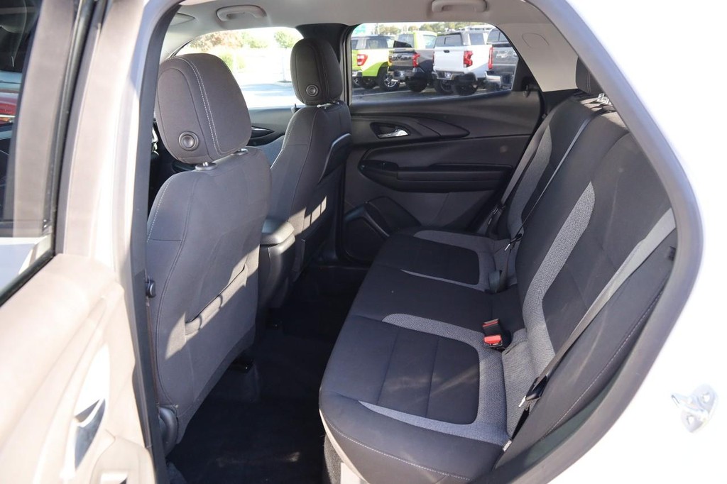 Chevrolet TrailBlazer Vehicle Full-screen Gallery Image 09