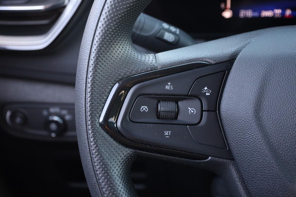 Chevrolet TrailBlazer Vehicle Full-screen Gallery Image 11