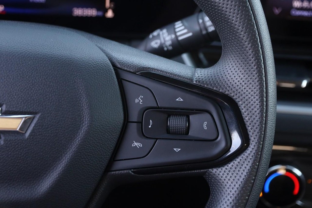 Chevrolet TrailBlazer Vehicle Full-screen Gallery Image 12