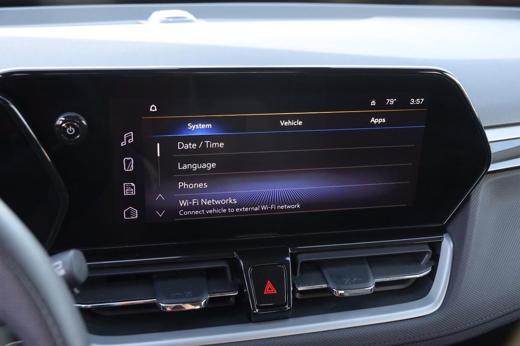 Chevrolet TrailBlazer Vehicle Full-screen Gallery Image 16