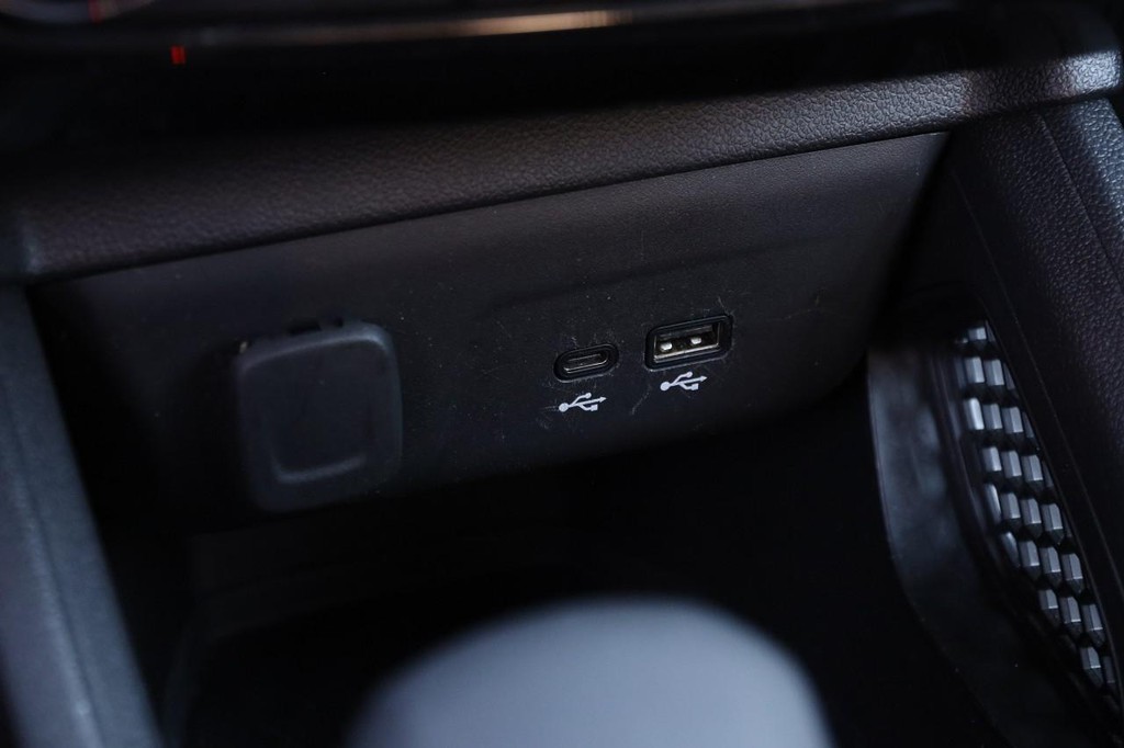 Chevrolet TrailBlazer Vehicle Full-screen Gallery Image 19