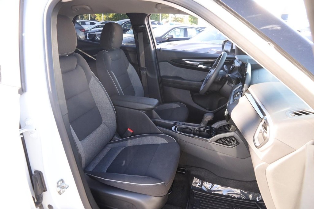 Chevrolet TrailBlazer Vehicle Full-screen Gallery Image 27