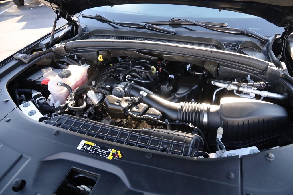 Jeep Grand Cherokee Vehicle Image 29
