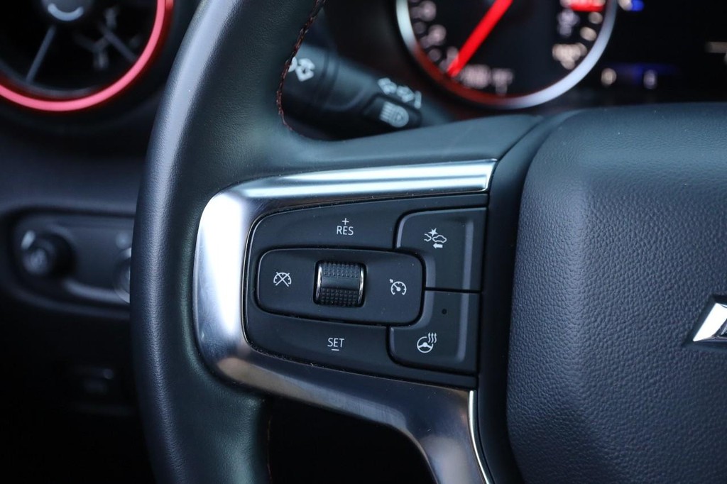 Chevrolet Blazer Vehicle Image 12