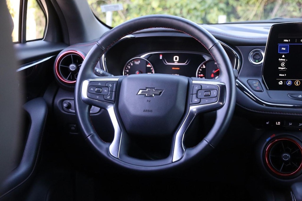 Chevrolet Blazer Vehicle Image 26