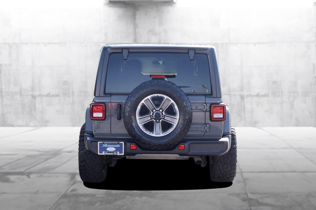 Jeep Wrangler Vehicle Image 06