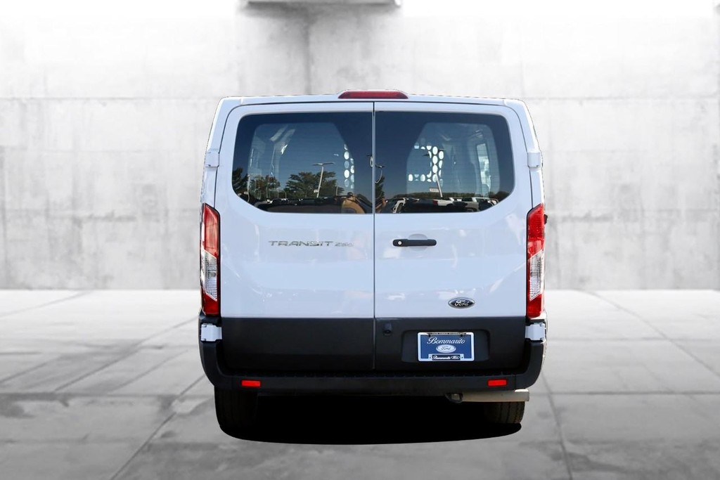 Ford Transit Cargo Van Vehicle Image 06