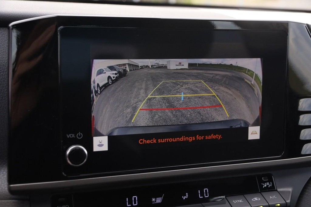 Toyota Camry Vehicle Image 17