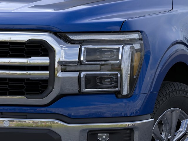 Ford F-150 Vehicle Full-screen Gallery Image 18