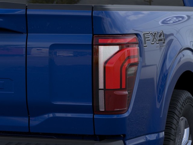 Ford F-150 Vehicle Full-screen Gallery Image 21