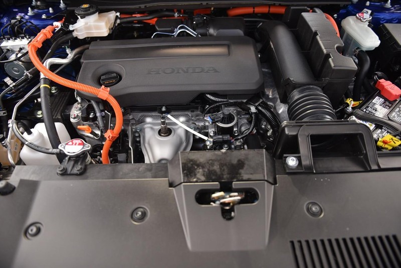 Honda CR-V Hybrid Vehicle Image 26