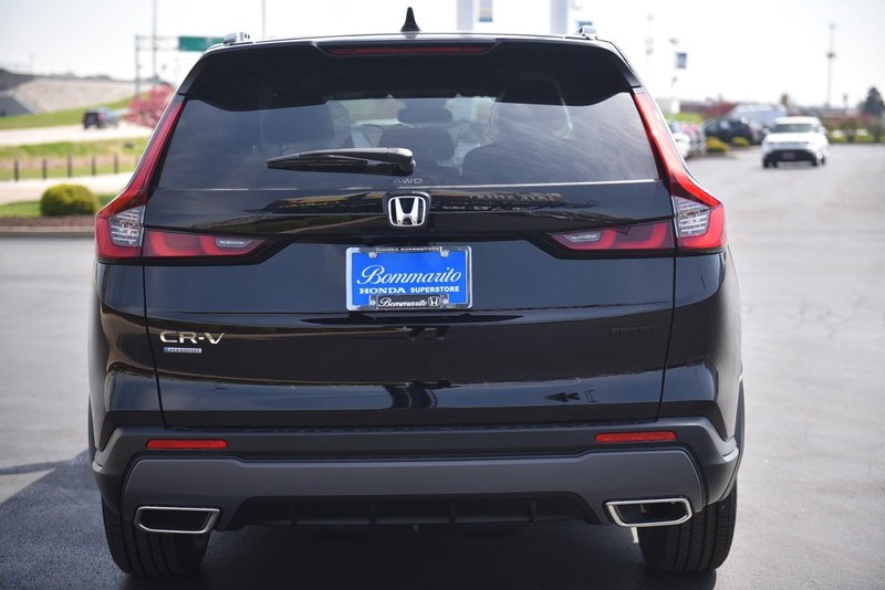 Honda CR-V Hybrid Vehicle Image 06