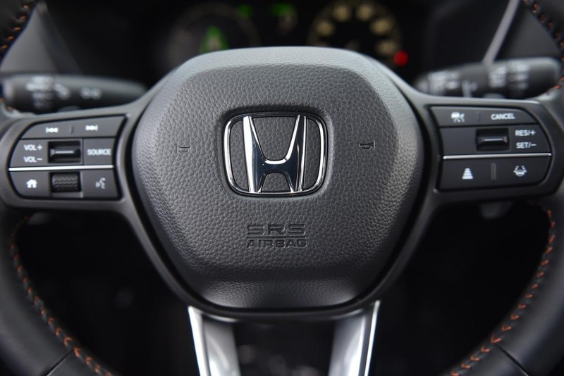 Honda CR-V Hybrid Vehicle Image 18