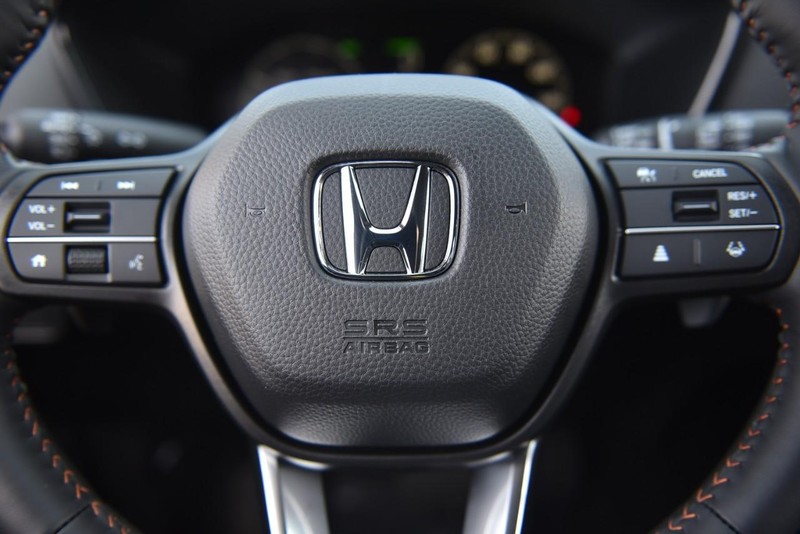 Honda CR-V Hybrid Vehicle Image 20